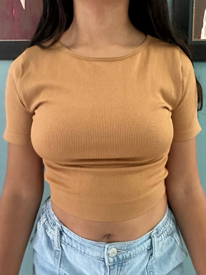 basic top (o/s)